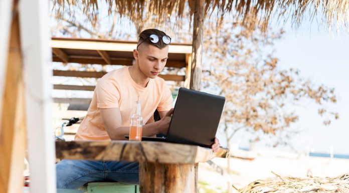 Californians log in from Nevada