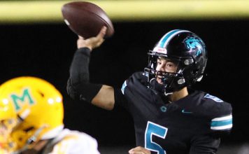 Cougars football rebuilds, reaches playoffs for fifth straight season