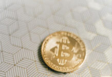 Bitcoin continues its historic losing streak